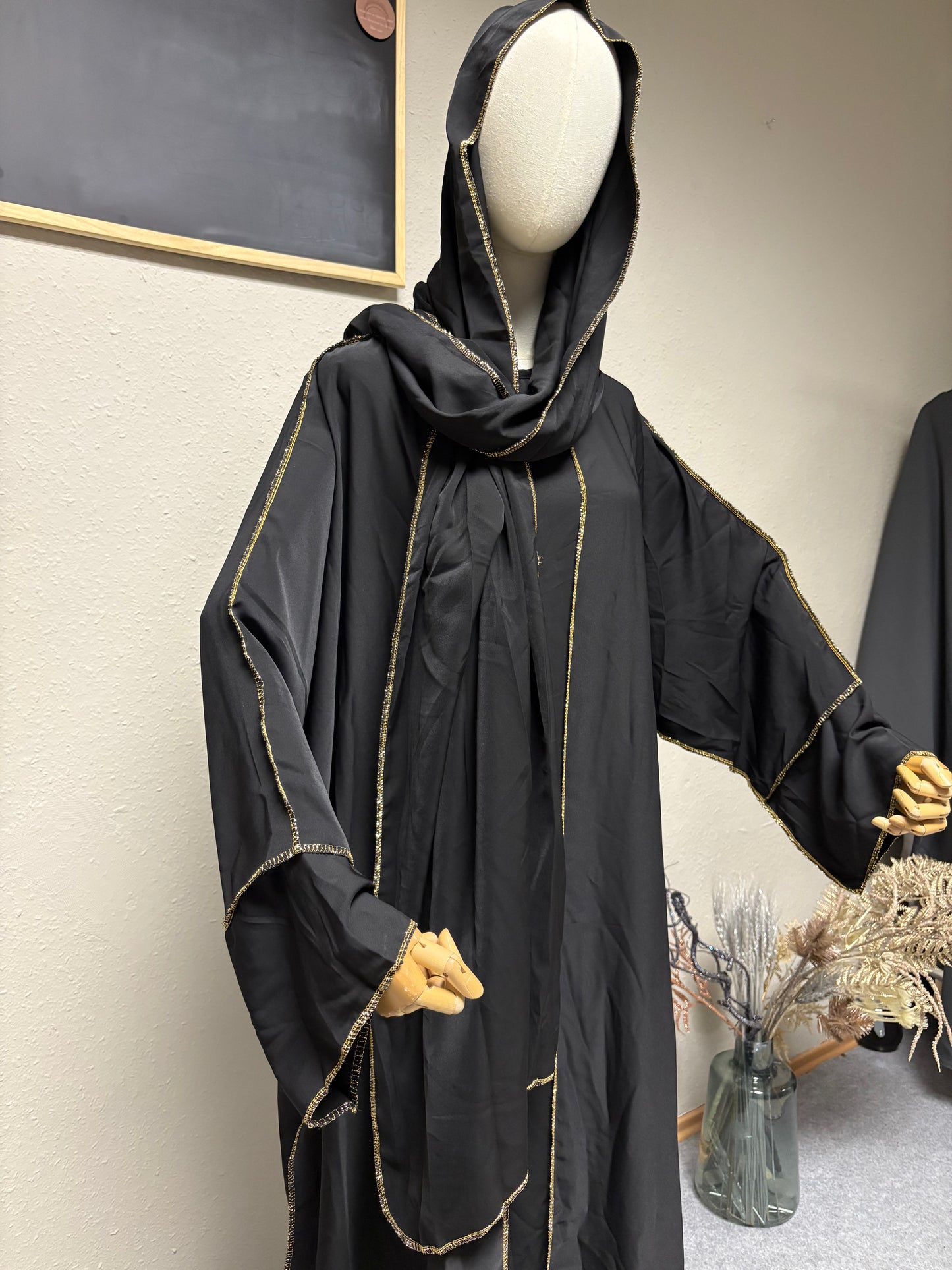 Abaya Sheila